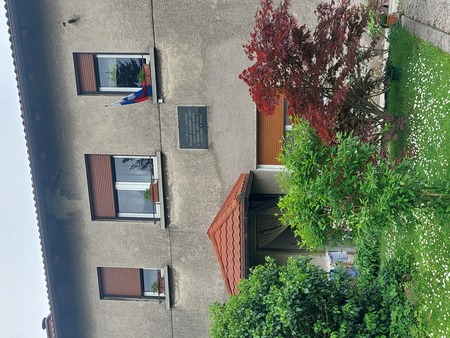 Plošča v spomin na konec bojev v mestu